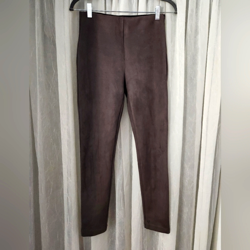 Ann Taylor Straight Faux Suede Microfiber Leggings.Size 0,EUC;Color Light Mocha